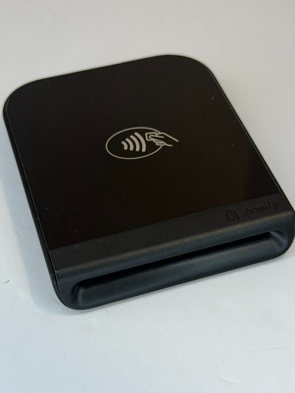 Shopify Tap & Chip Card Reader Wireless POS Terminal S1801B